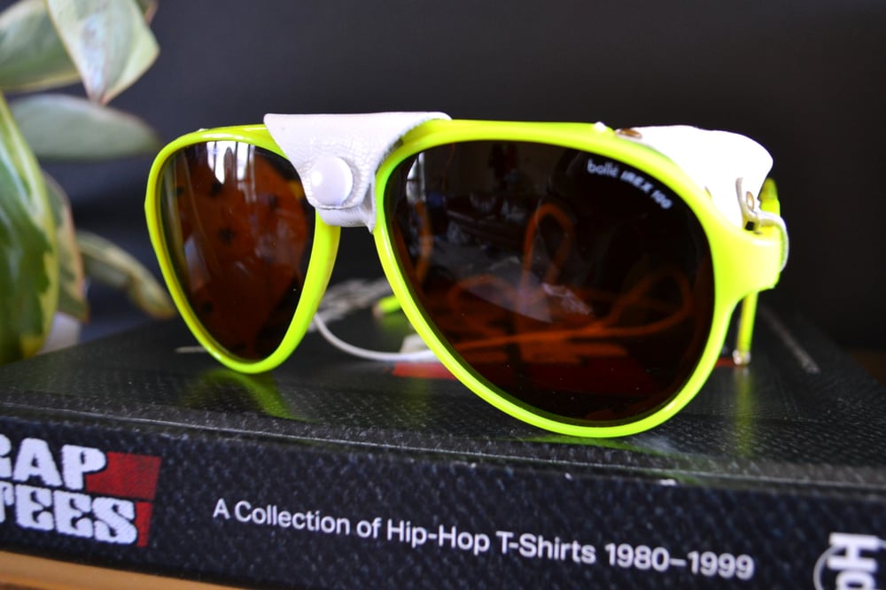 Vintage 1980 s Bolle IREX 100 Neon Yellow Glacier Shield Sunglasses Sole Food SF